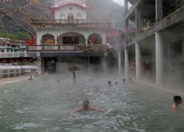 vashisht hot water springs in manali